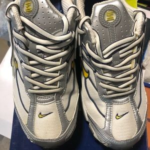 Womens Nike Shox Ride